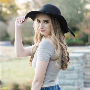 Meet your Posher, Ashlyn